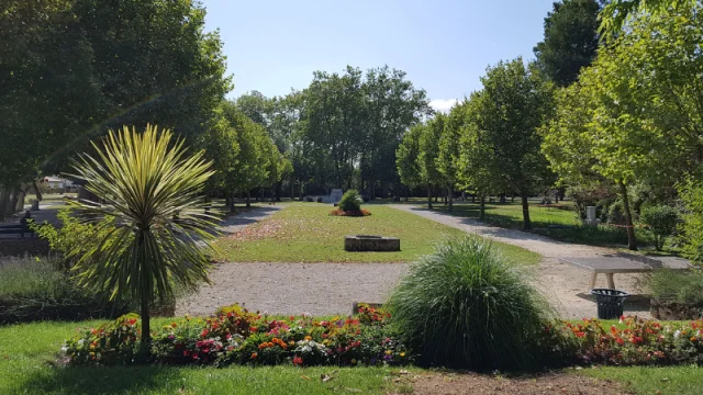 Parc Cure Thermale De Saujon