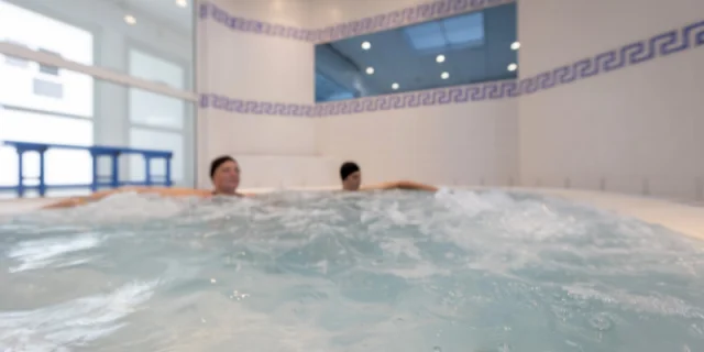 Jacuzzi Spa Thermal Philae